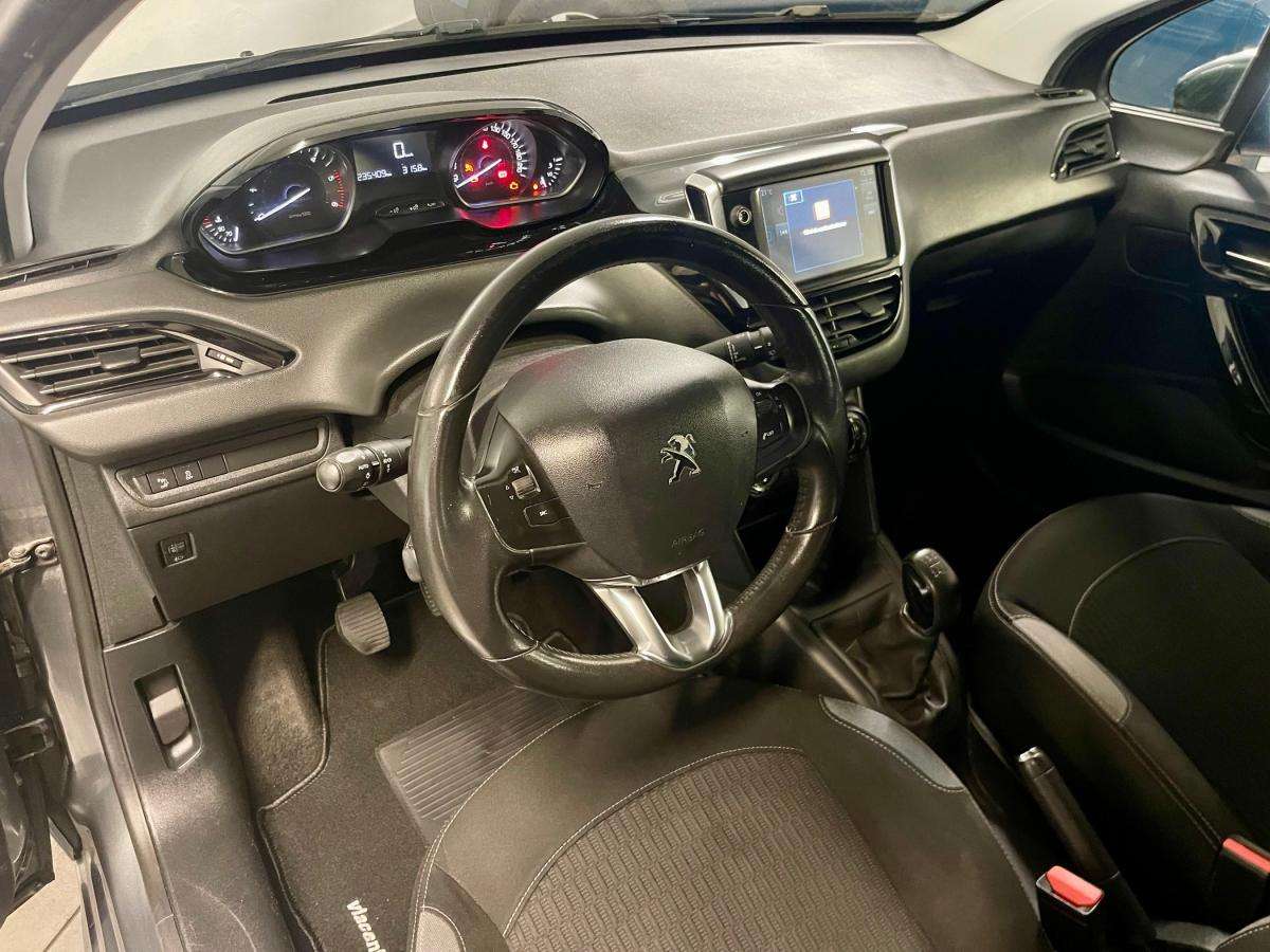 peugeot-208-2015-diesel-1560cc