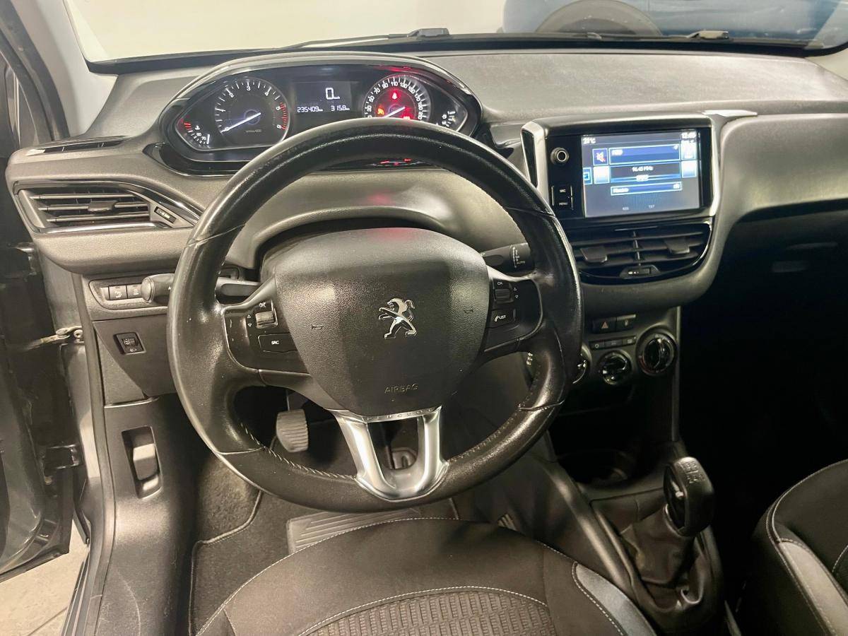peugeot-208-2015-diesel-1560cc