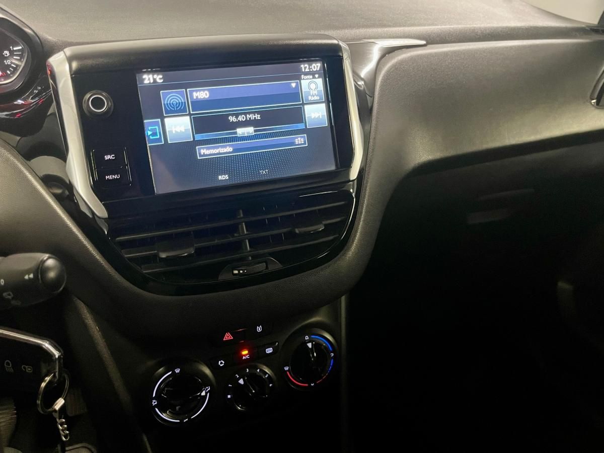 peugeot-208-2015-diesel-1560cc