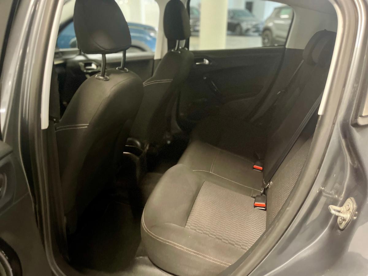 peugeot-208-2015-diesel-1560cc