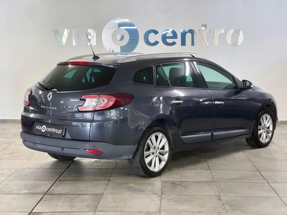 renault-megane-sport-tourer-2010-diesel-1461cc