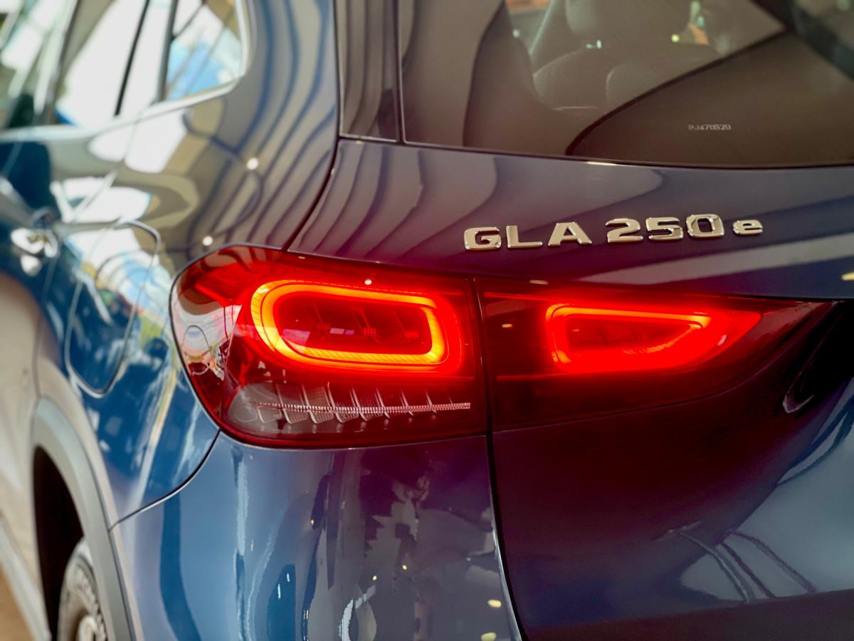 mercedes-benz-gla-2022-hibrido-a-gasolina-1332cc