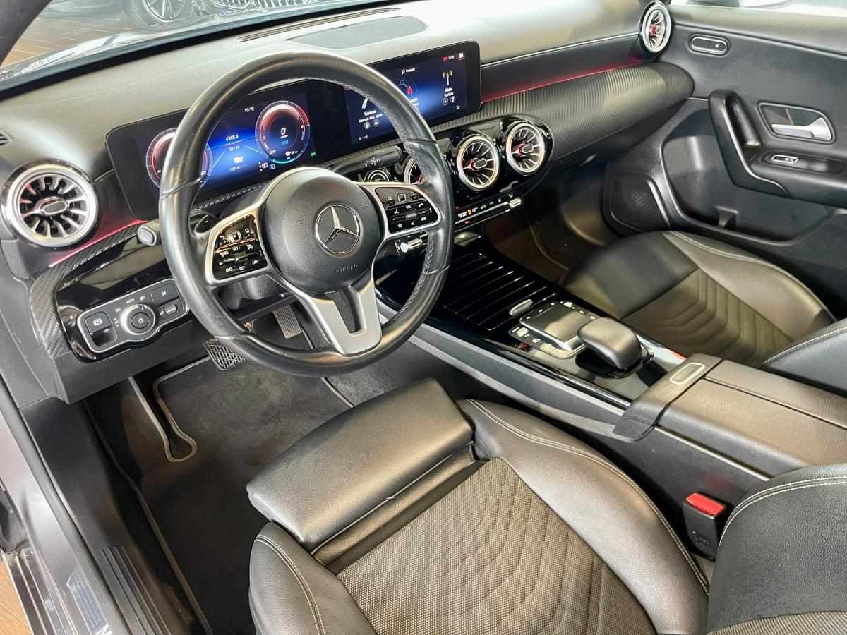 mercedes-benz-classe-a-2023-hibrido-a-gasolina-1332cc