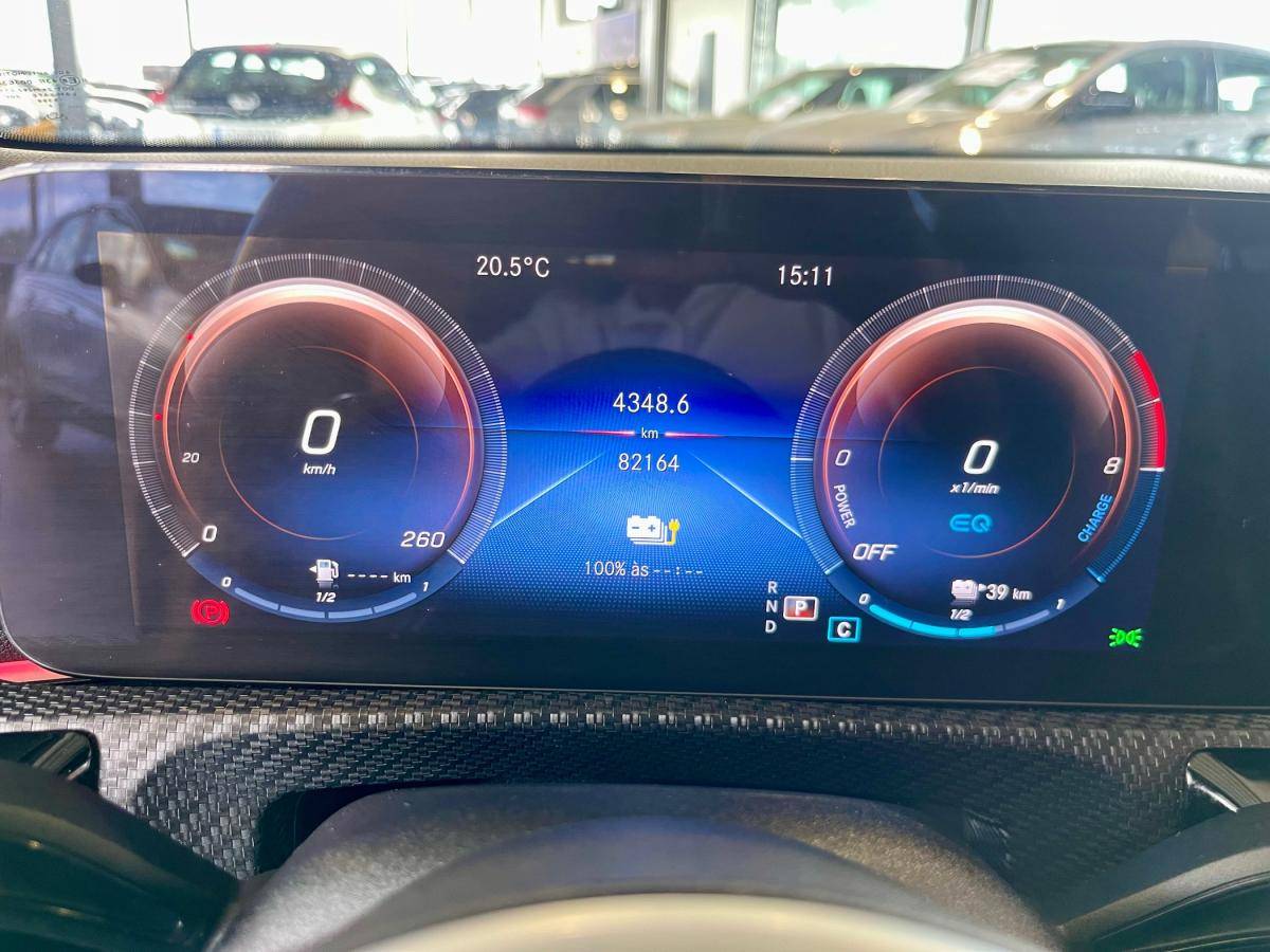 mercedes-benz-classe-a-2023-hibrido-a-gasolina-1332cc