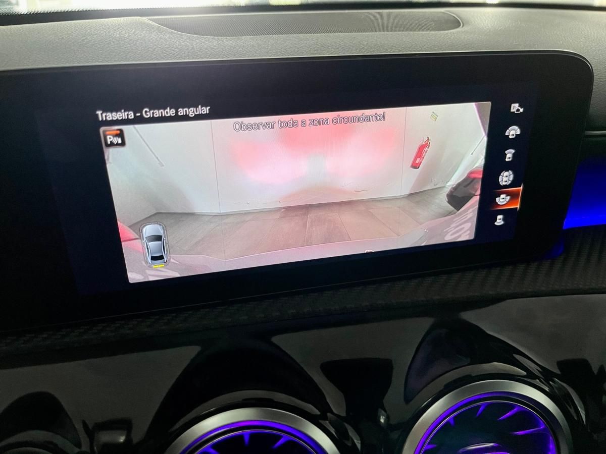 mercedes-benz-classe-a-2023-hibrido-a-gasolina-1332cc