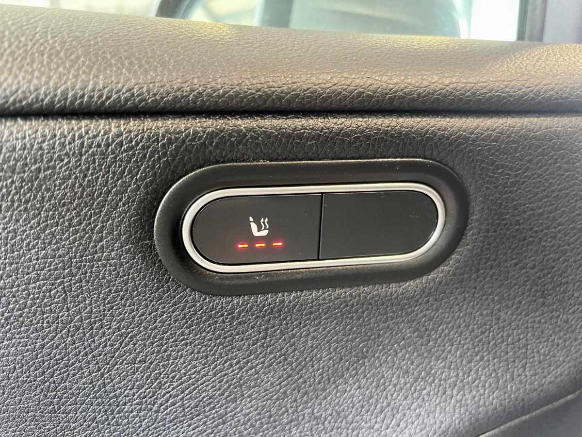 mercedes-benz-classe-a-2023-hibrido-a-gasolina-1332cc
