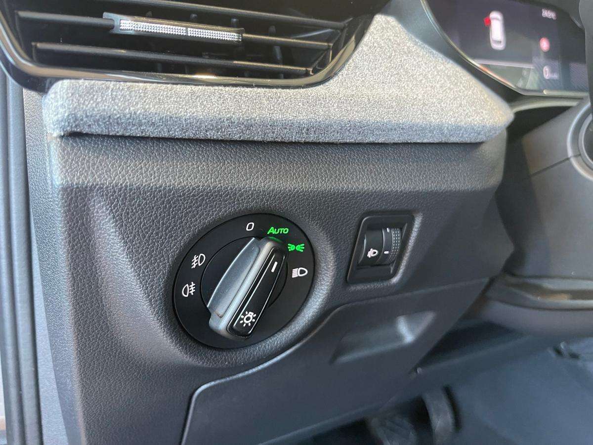 skoda-kamiq-2025-gasolina-999cc
