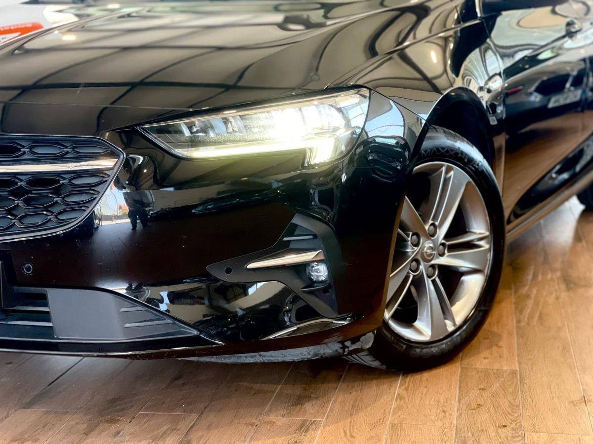 opel-insignia-sports-tourer-2021-diesel-1496cc