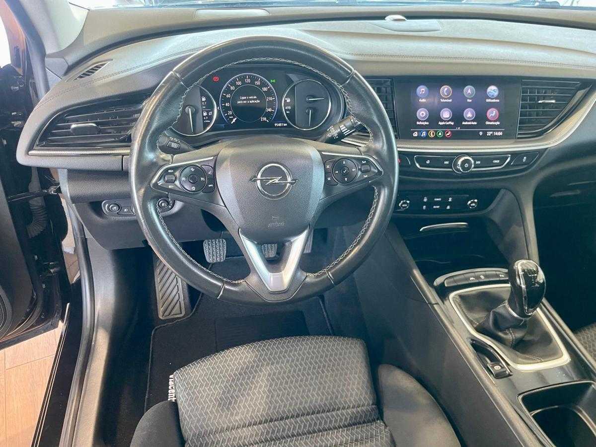 opel-insignia-sports-tourer-2021-diesel-1496cc