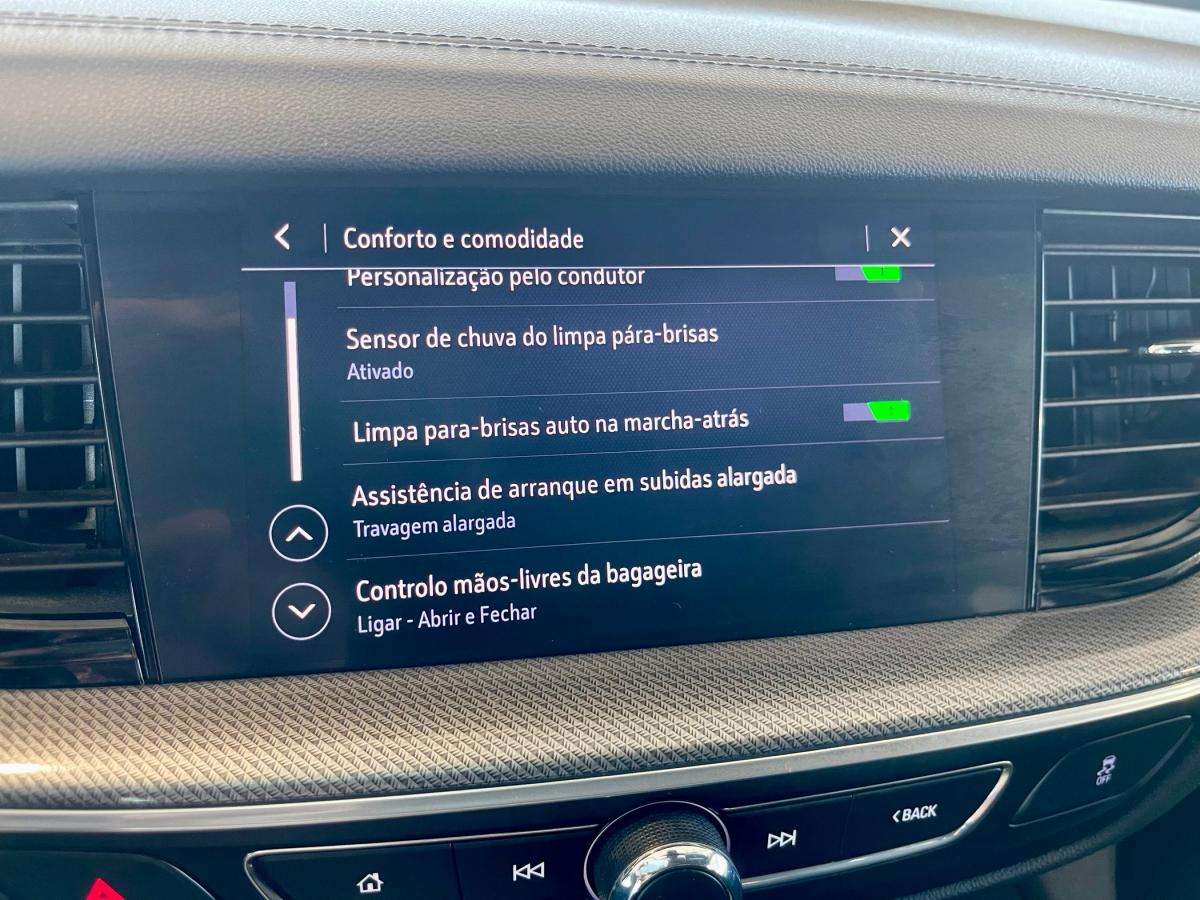 opel-insignia-sports-tourer-2021-diesel-1496cc