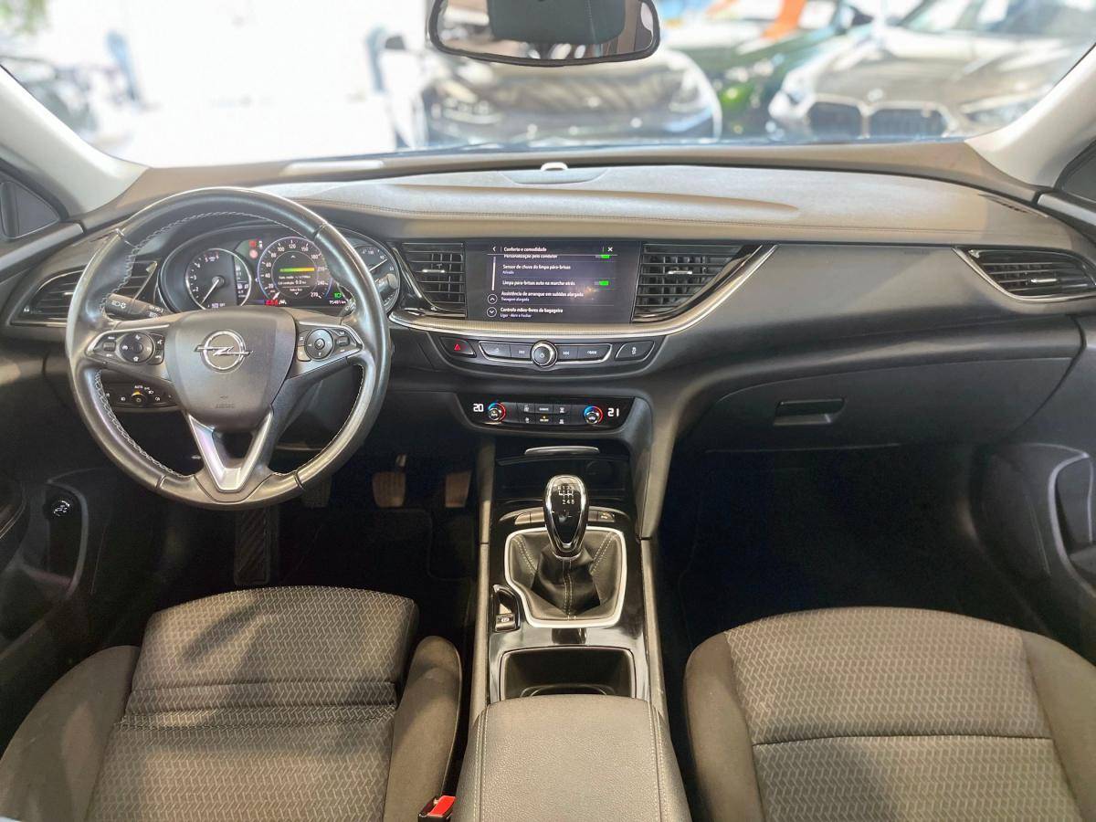 opel-insignia-sports-tourer-2021-diesel-1496cc
