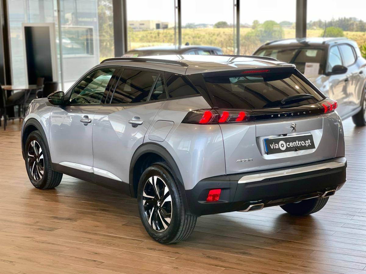 peugeot-2008-2023-gasolina-1199cc