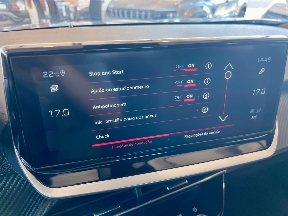 peugeot-2008-2023-gasolina-1199cc