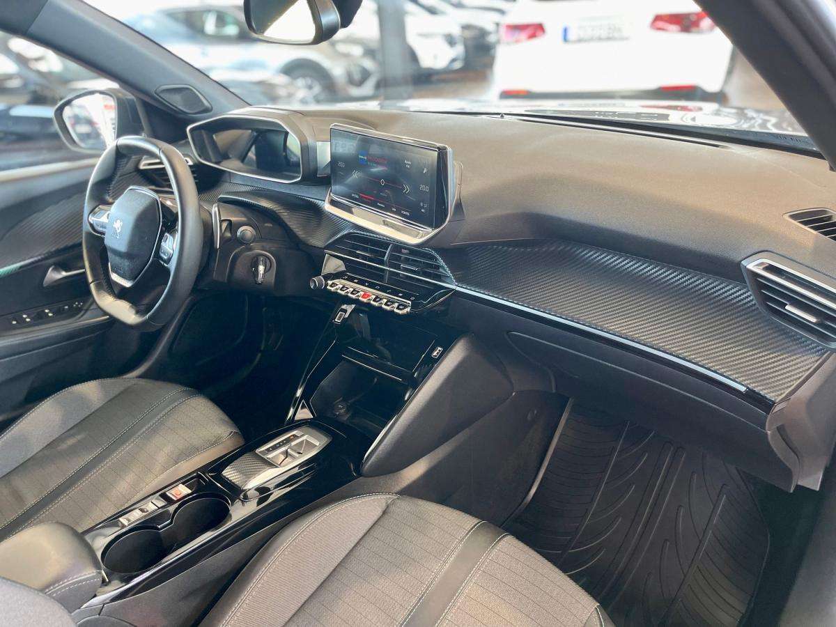 peugeot-2008-2023-gasolina-1199cc