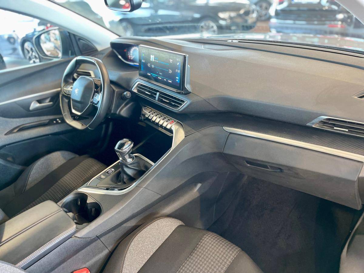 peugeot-3008-2022-gasolina-1199cc