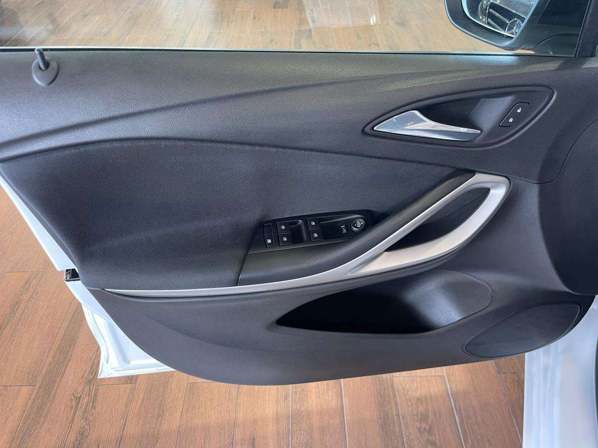 opel-astra-sport-tourer-2022-diesel-1496cc