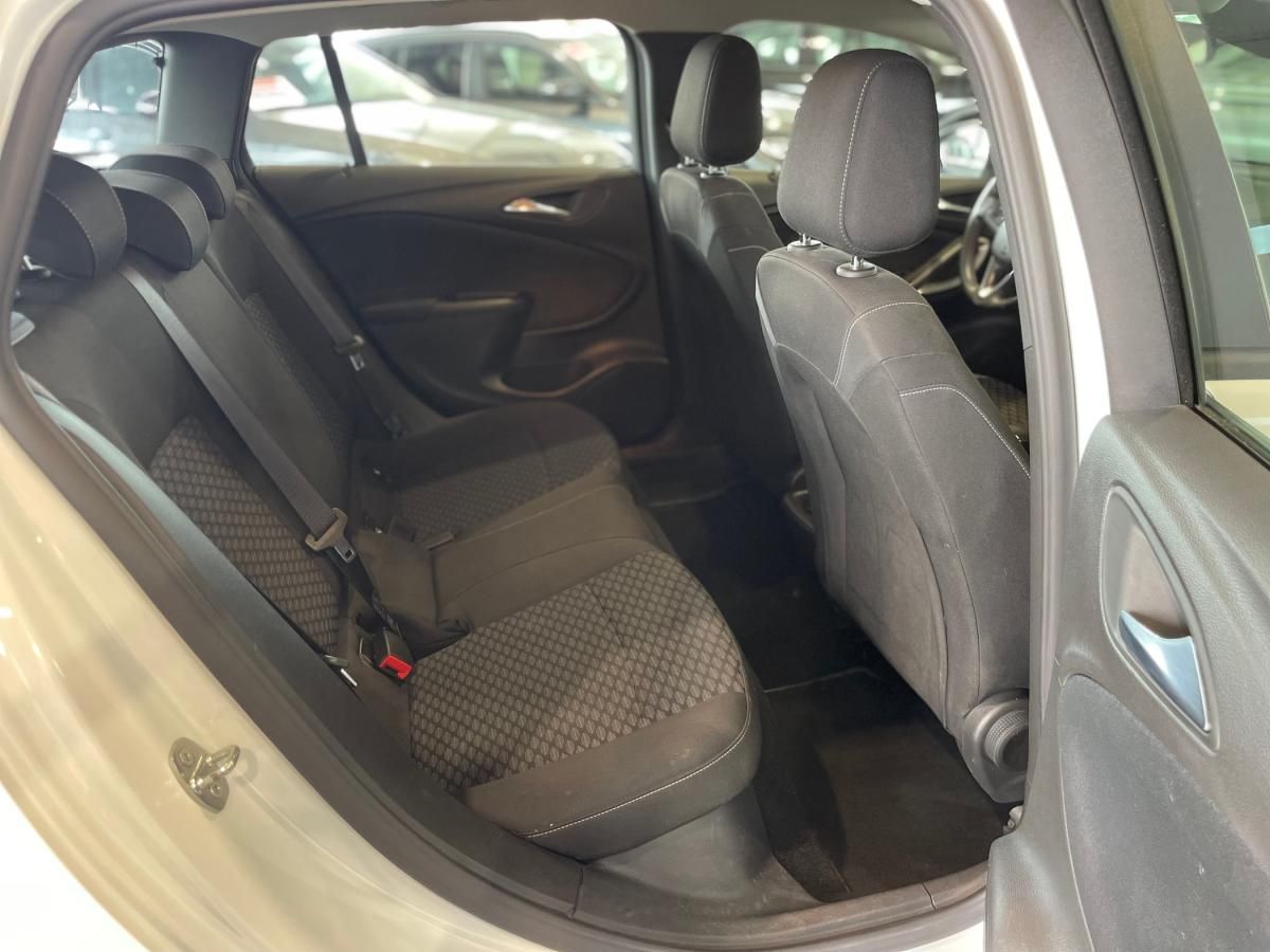 opel-astra-sport-tourer-2022-diesel-1496cc