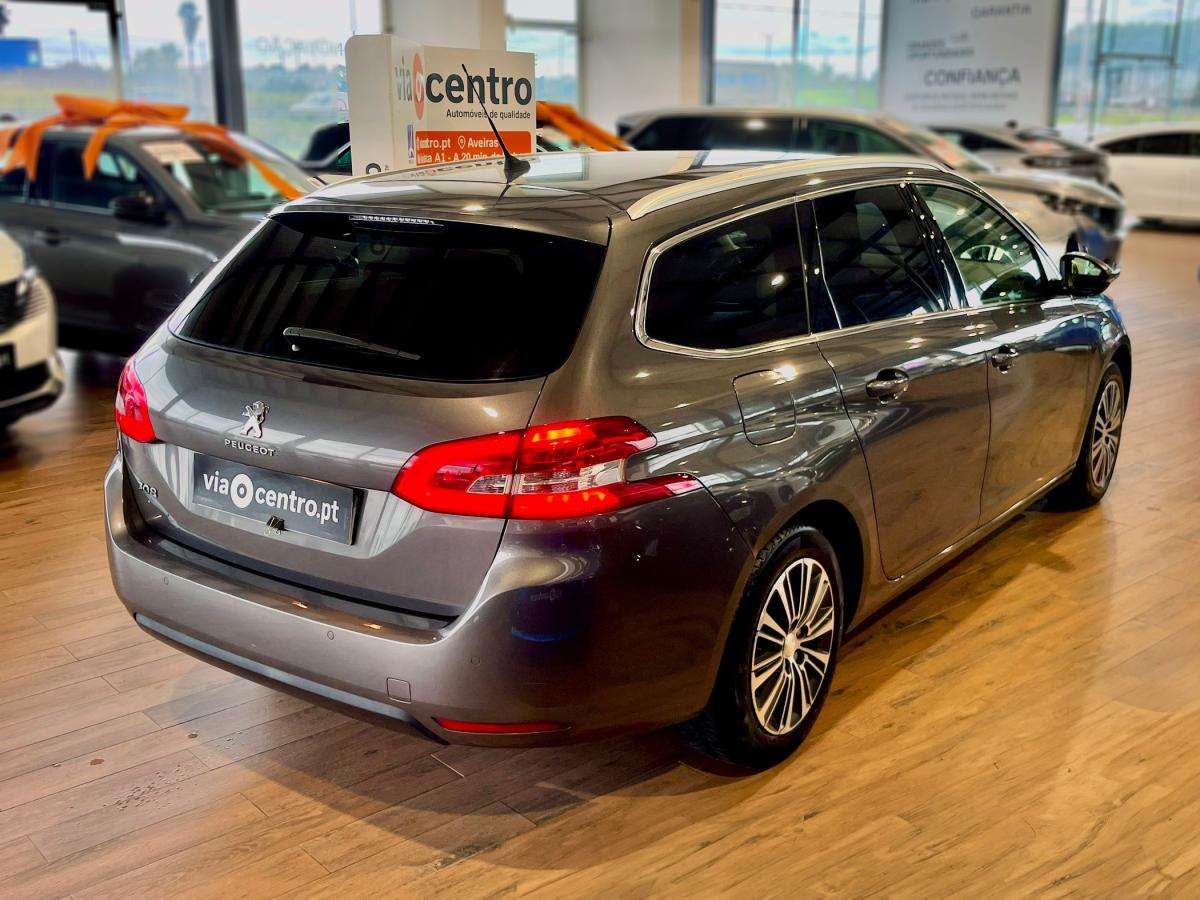 peugeot-308-sw-2021-gasolina-1199cc