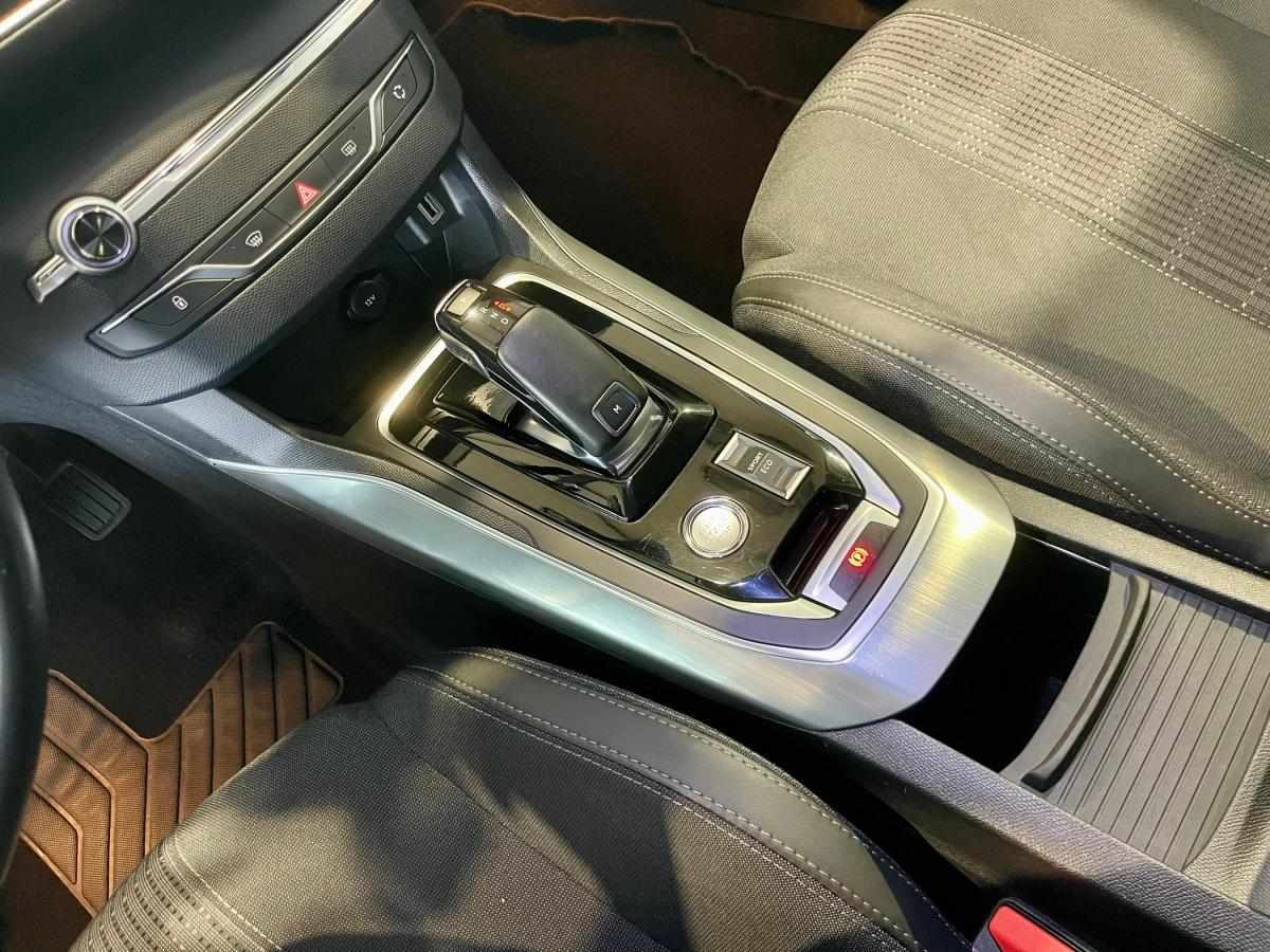 peugeot-308-sw-2021-gasolina-1199cc