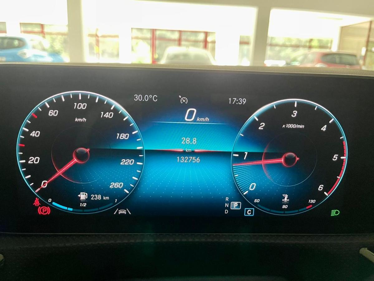 mercedes-benz-cla-2019-diesel-1950cc