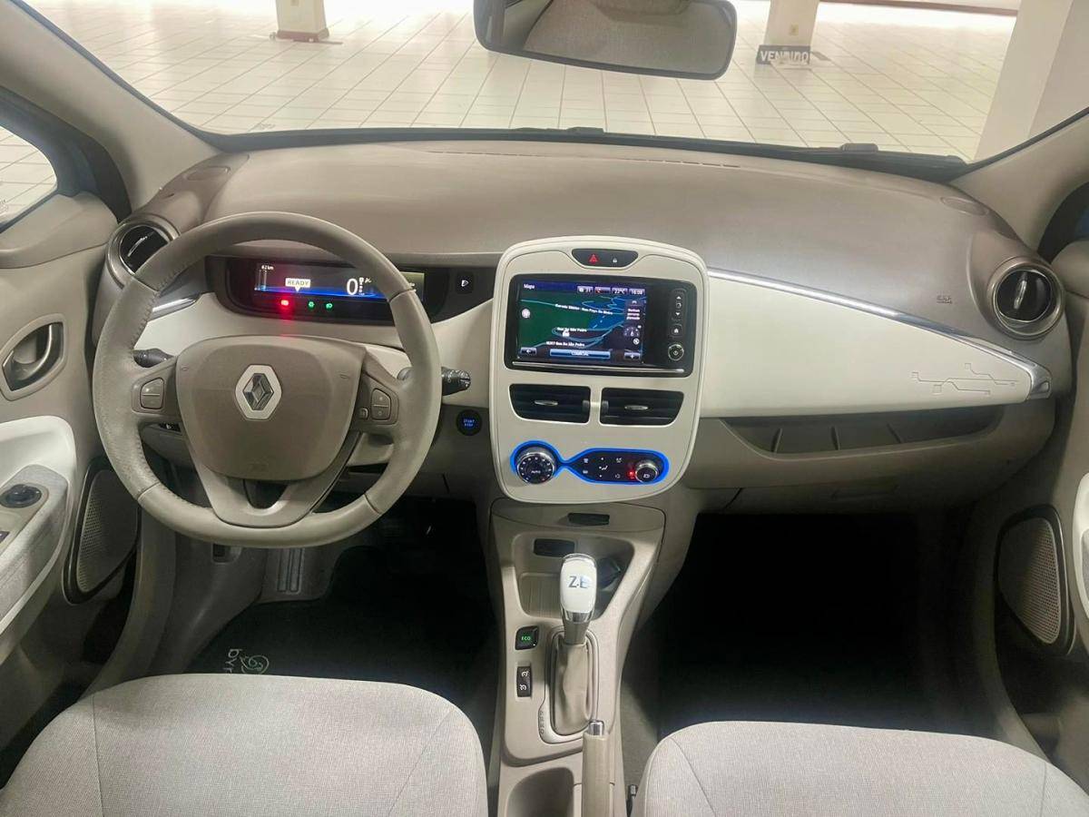renault-zoe-2018-eletrico-0cc