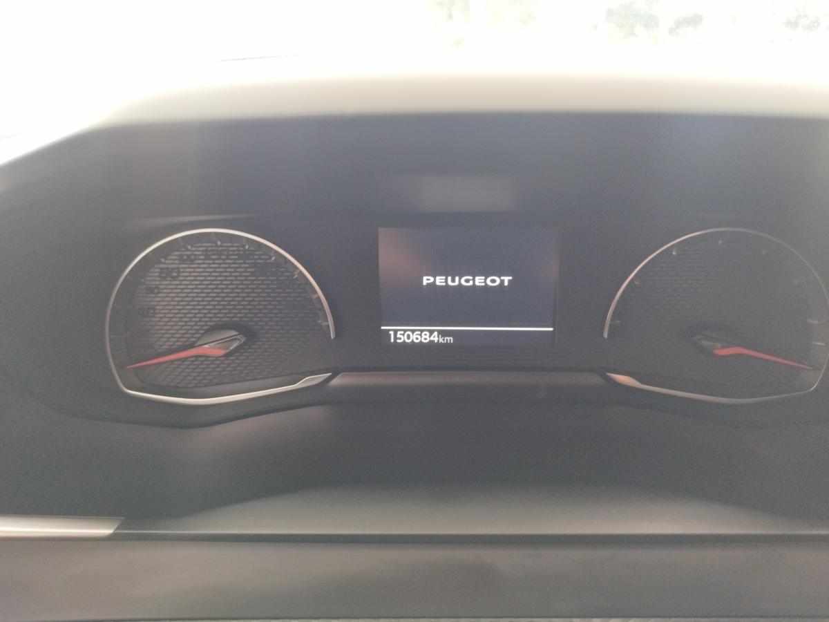 peugeot-2008-1-5-bluehdi-2022-diesel-1499cc
