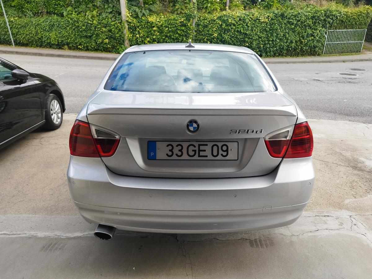 bmw-serie-3-320d-2007-diesel-1995cc