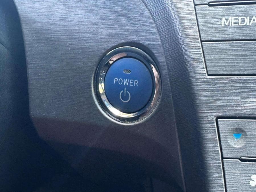 toyota-prius-2012-hibrido-a-gasolina-1798cc