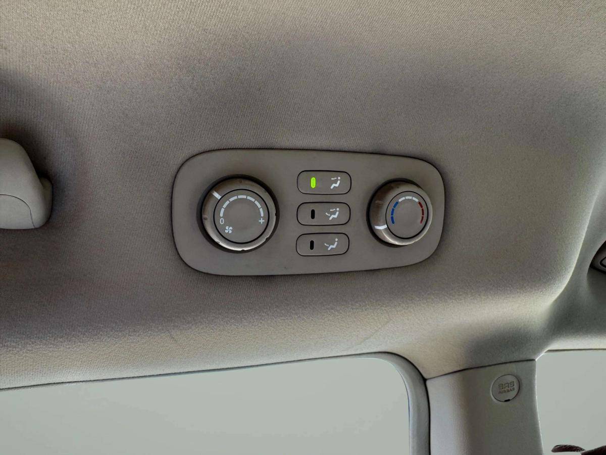 kia-carnival-2007-diesel-2902cc