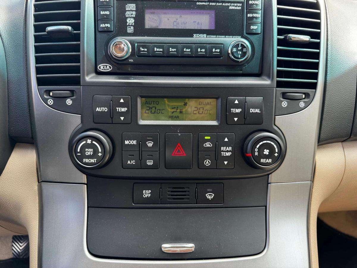 kia-carnival-2007-diesel-2902cc