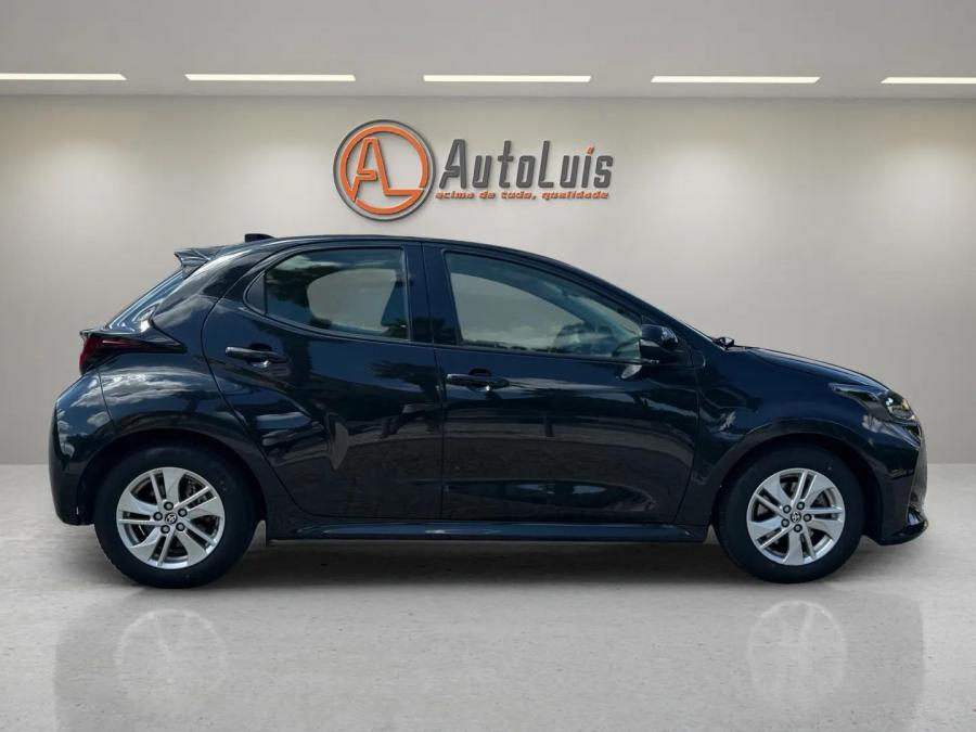 toyota-yaris-2023-gasolina-1496cc