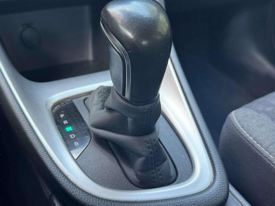 toyota-yaris-2023-gasolina-1496cc