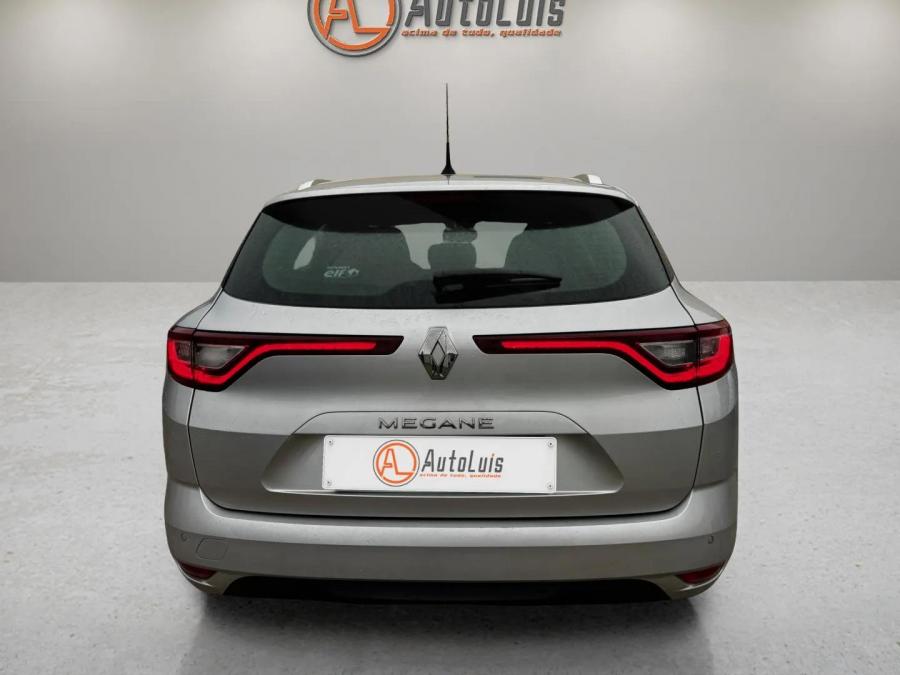 renault-megane-sport-tourer-2019-diesel-1461cc