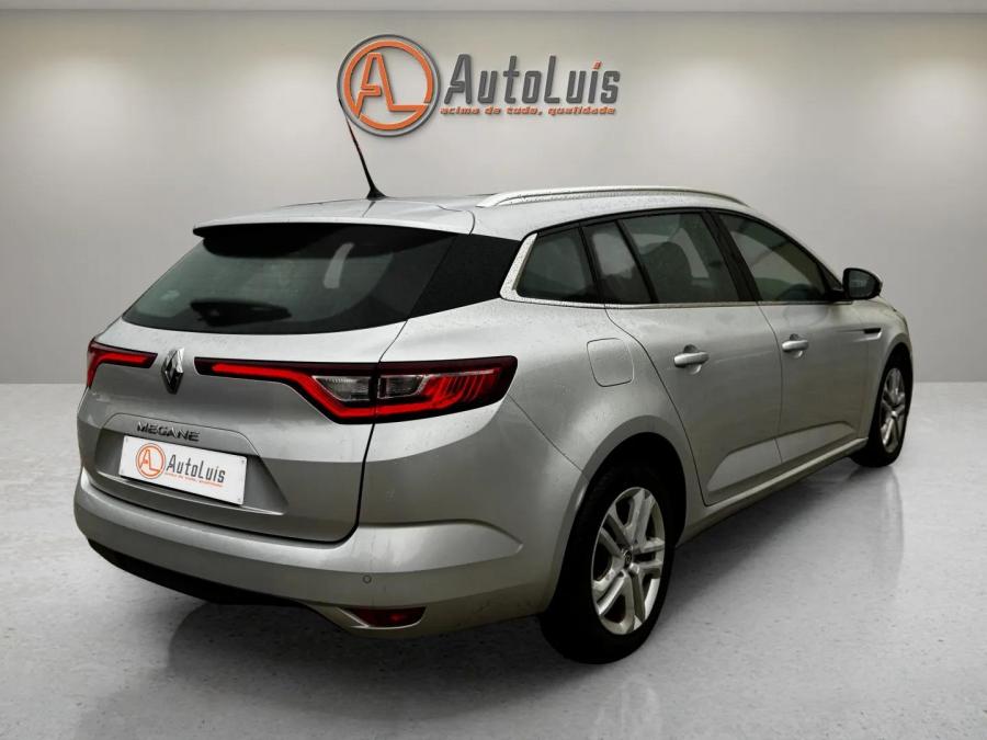 renault-megane-sport-tourer-2019-diesel-1461cc