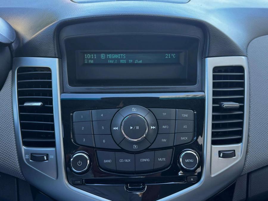 chevrolet-cruze-2011-gpl-1cc