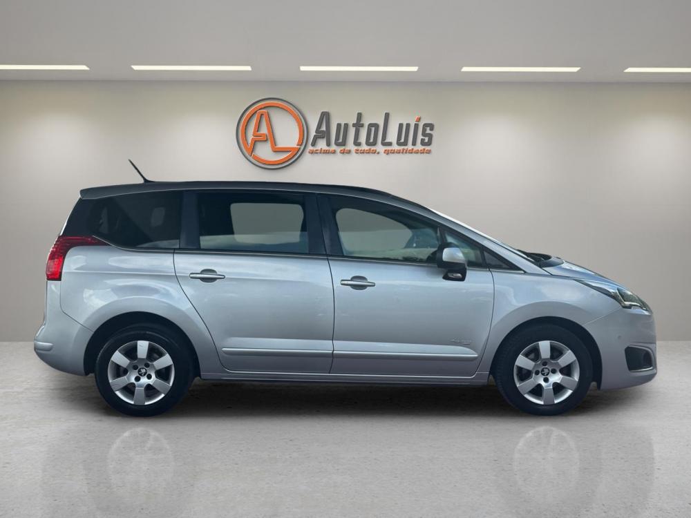 peugeot-5008-2014-diesel-1560cc