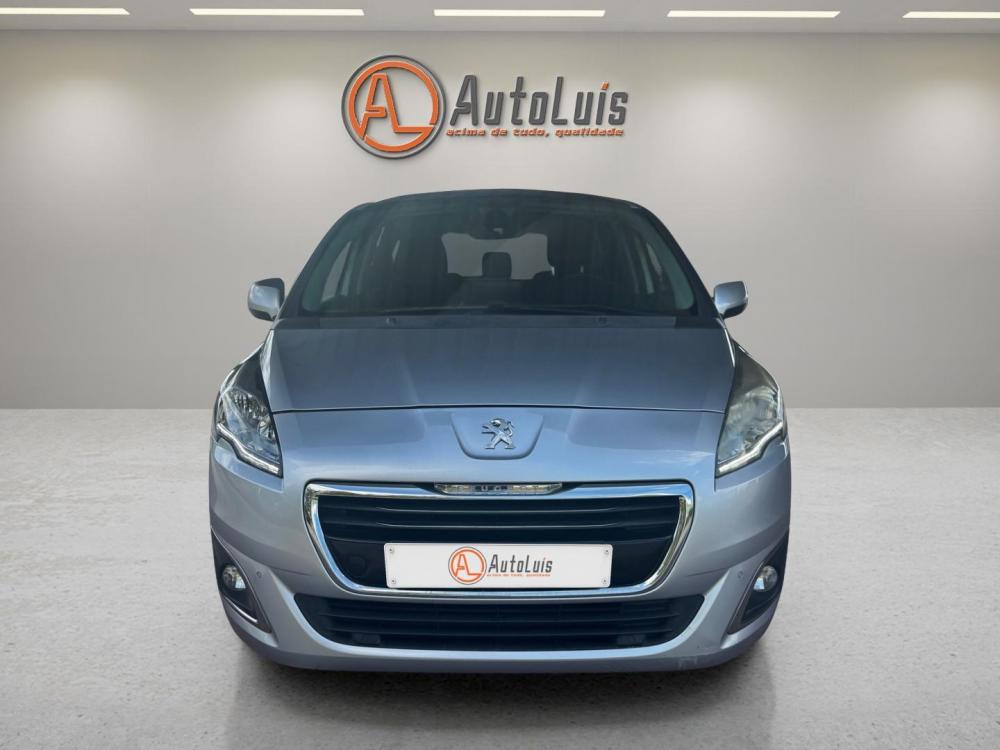 peugeot-5008-2014-diesel-1560cc