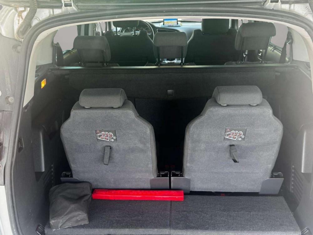 peugeot-5008-2014-diesel-1560cc