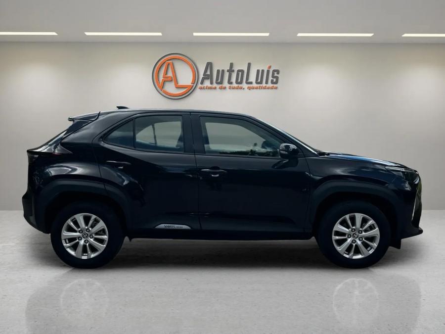 toyota-yaris-cross-2024-hibrido-a-gasolina-1490cc