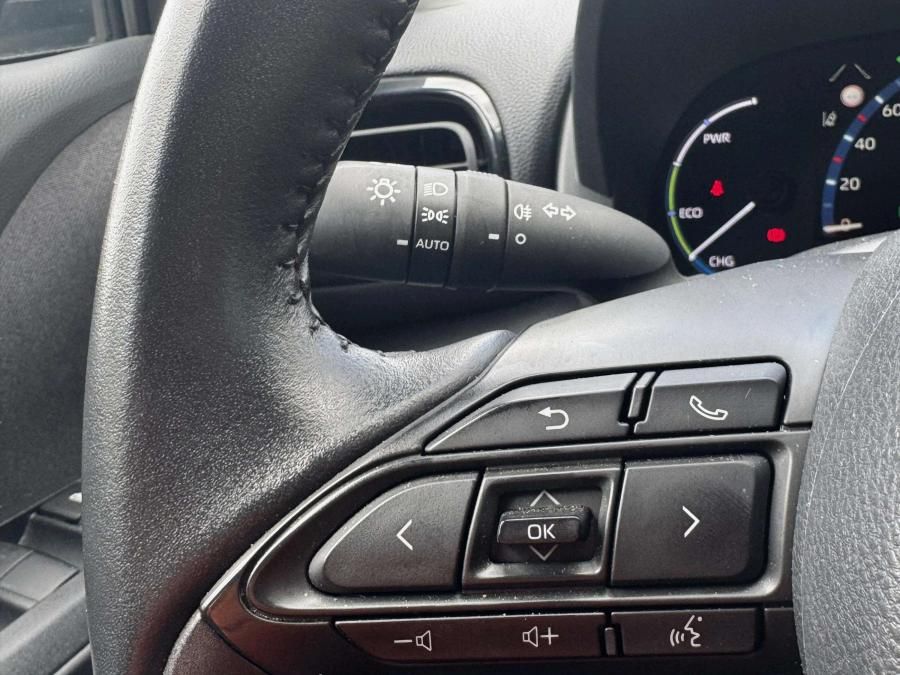 toyota-yaris-cross-2024-hibrido-a-gasolina-1490cc