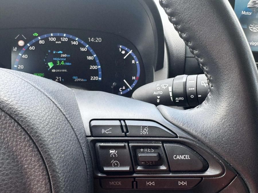 toyota-yaris-cross-2024-hibrido-a-gasolina-1490cc