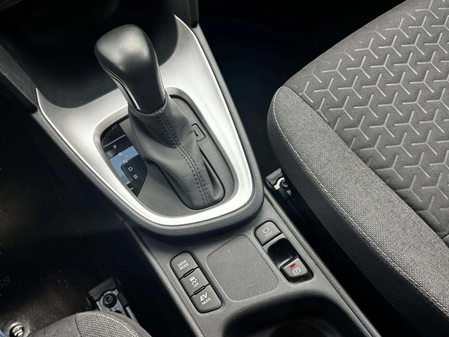 toyota-yaris-cross-2024-hibrido-a-gasolina-1490cc