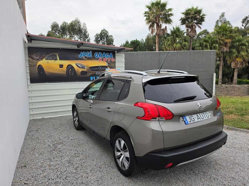 peugeot-2008-2016-gasolina-1199cc