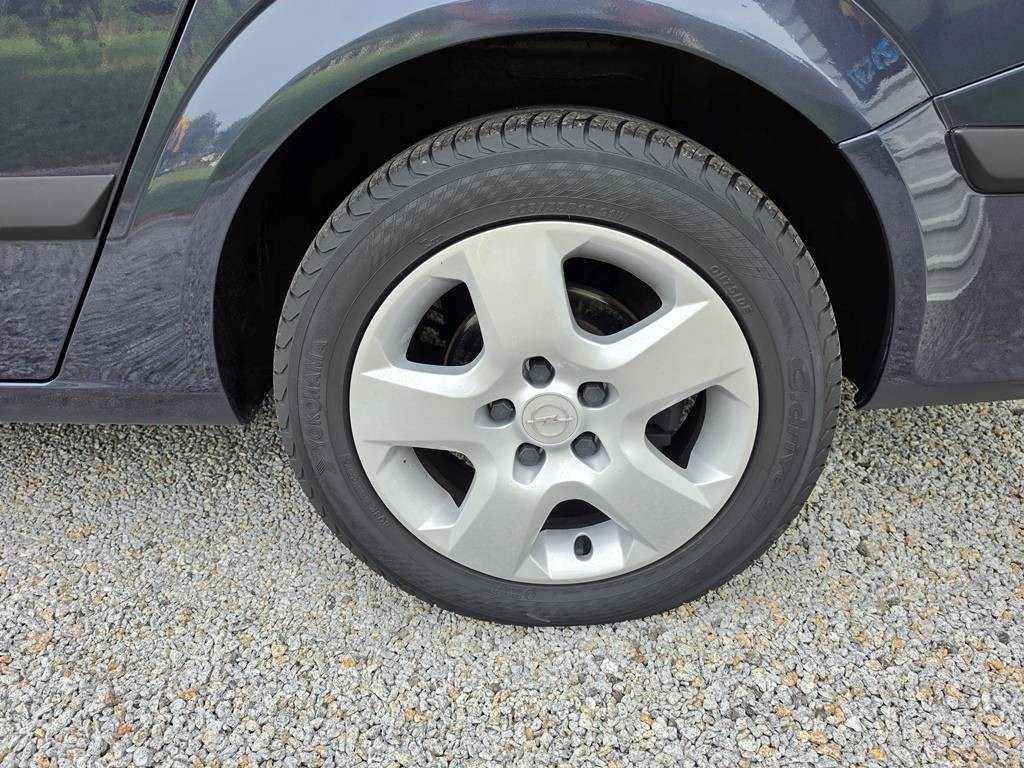 opel-astra-caravan-2006-diesel-1248cc