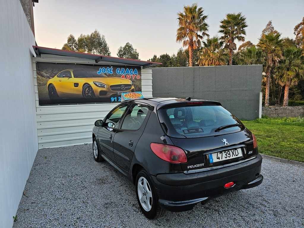 peugeot-206-2004-gasolina-1360cc