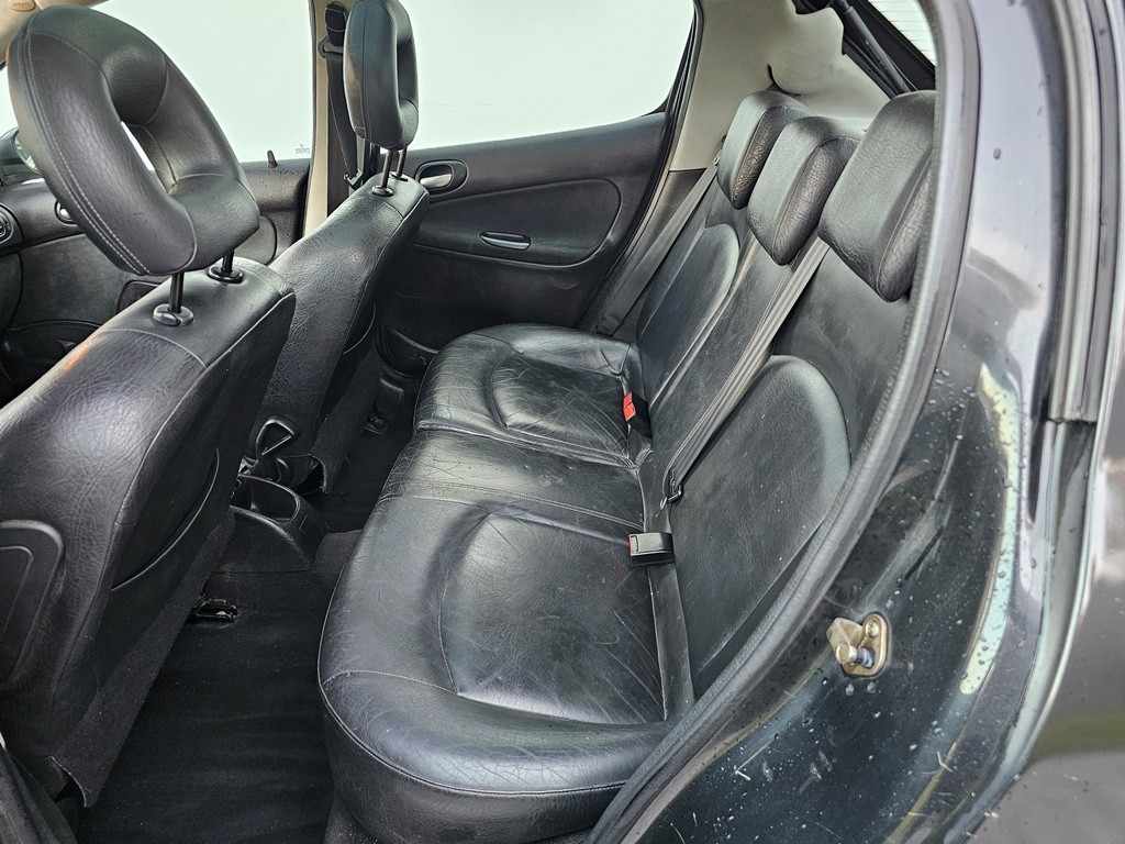 peugeot-206-2004-gasolina-1360cc