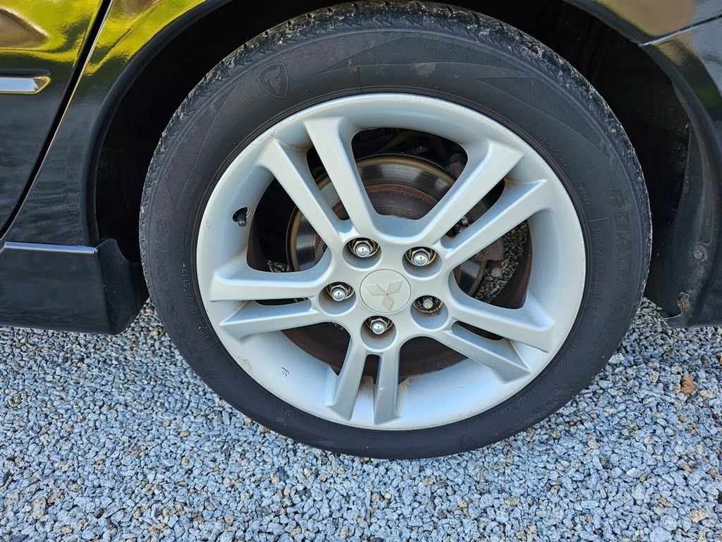 mitsubishi-lancer-2005-gpl-1584cc