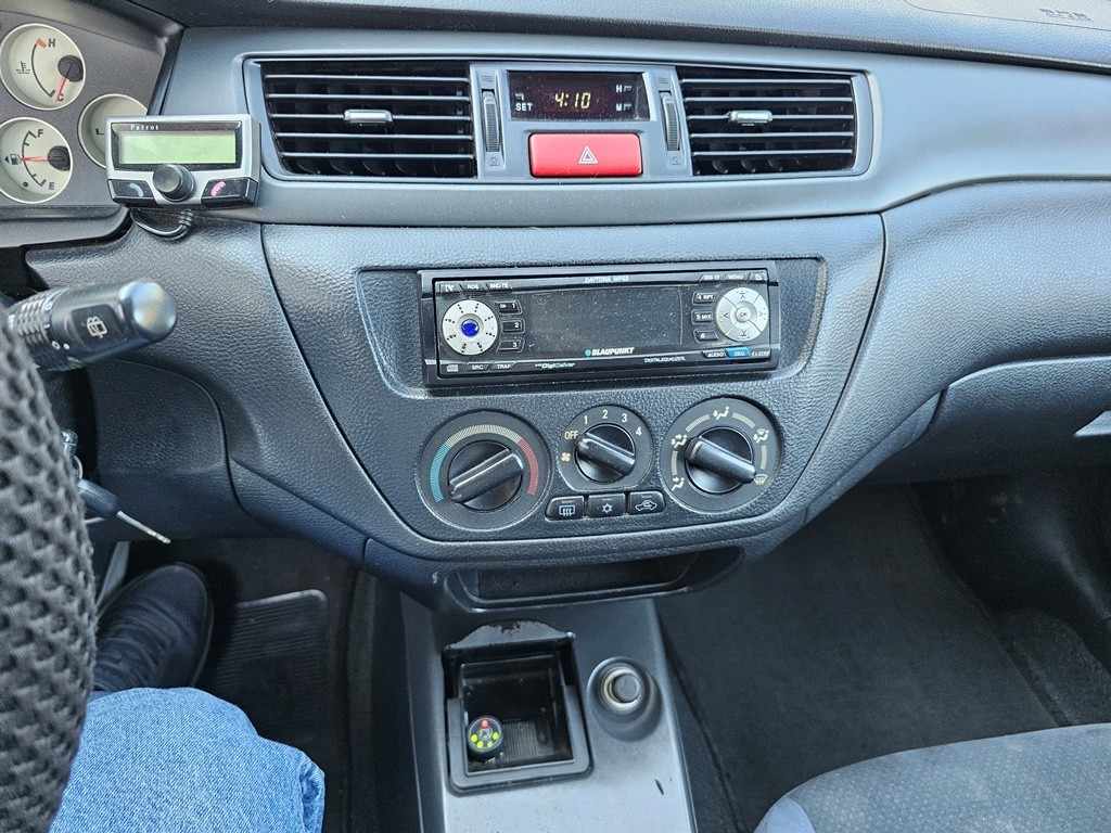 mitsubishi-lancer-2005-gpl-1584cc