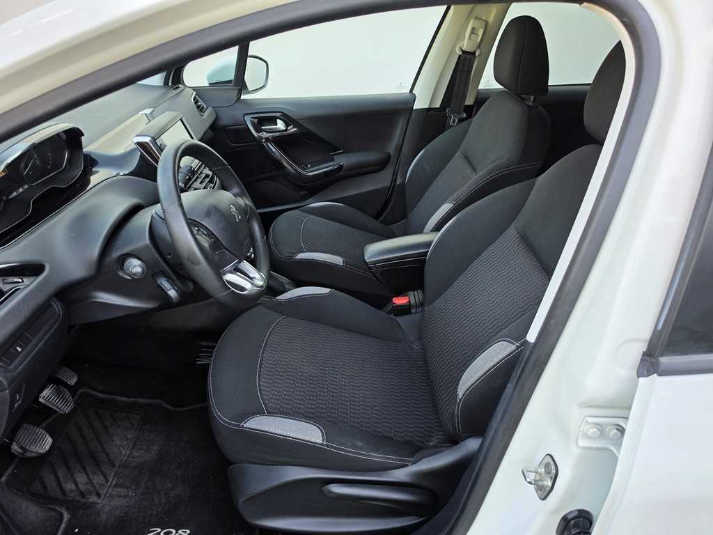 peugeot-208-2016-gasolina-1199cc