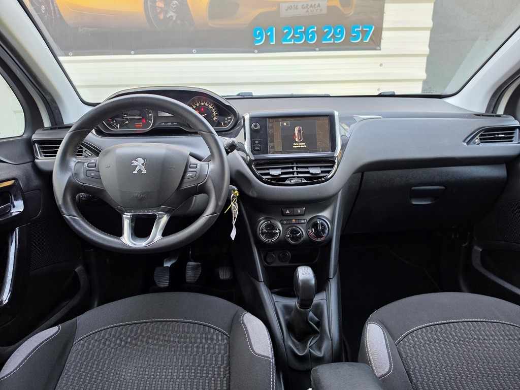 peugeot-208-2016-gasolina-1199cc